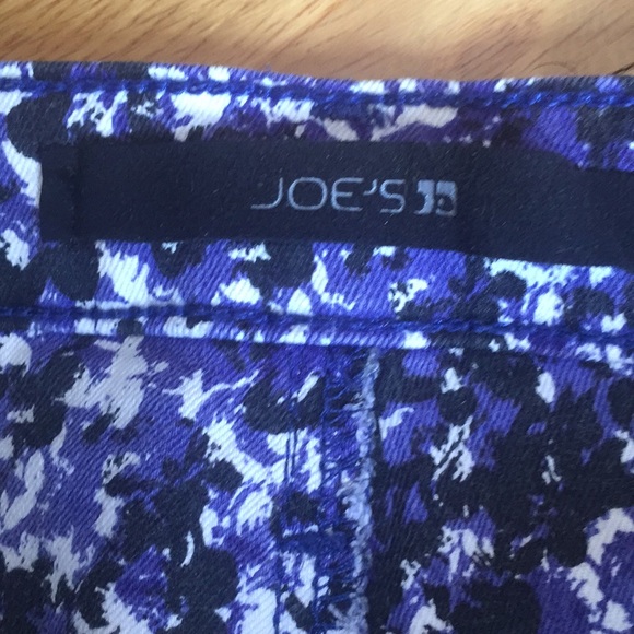 Joe’s Jeans Shorts - Picture 4 of 7